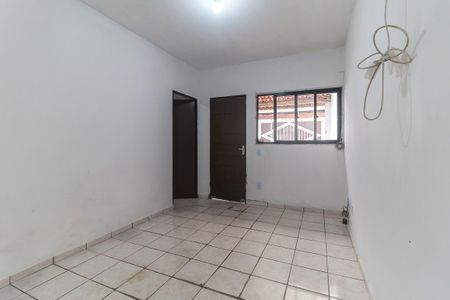Casa de condomínio para alugar com 64m², 1 quarto e 2 vagasSala