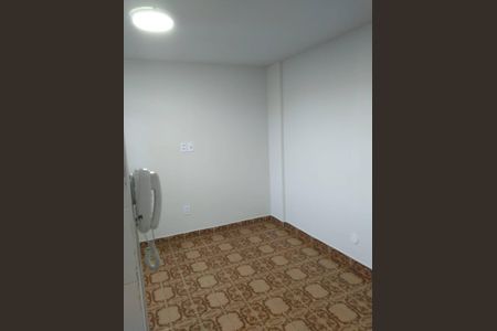 Sala de apartamento para alugar com 3 quartos, 60m² em Praia da Bandeira, Rio de Janeiro
