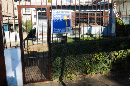 Casa à venda com 140m², 4 quartos e 2 vagasFachada
