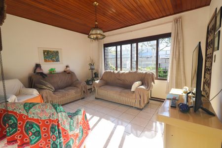 Sala de casa à venda com 4 quartos, 140m² em Santa Tereza, Porto Alegre