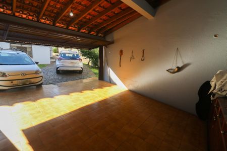 Casa à venda com 140m², 4 quartos e 2 vagasGaragem