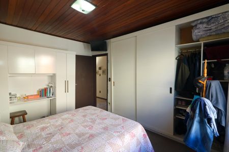 Casa à venda com 140m², 4 quartos e 2 vagasQuarto 1