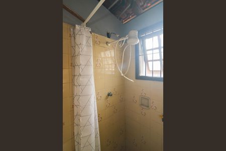 Casa à venda com 140m², 4 quartos e 2 vagasBanheiro 2