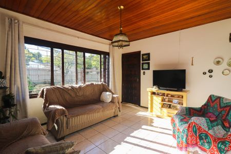 Casa à venda com 140m², 4 quartos e 2 vagasSala
