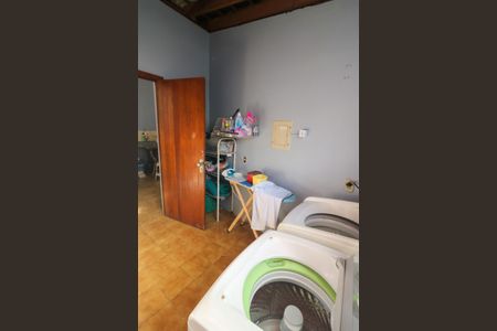 Casa à venda com 140m², 4 quartos e 2 vagasÁrea de Serviço