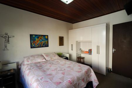 Casa à venda com 140m², 4 quartos e 2 vagasQuarto 1