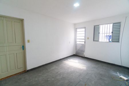 Casa para alugar com 75m², 2 quartos e 1 vaga Casa para alugar com 75m², 2 quartos e 1 vagaQuarto 1