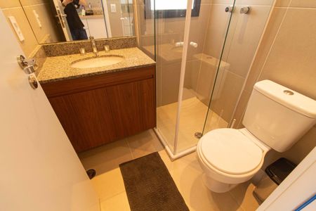 Banheiro de kitnet/studio para alugar com 0 quarto, 22m² em Vila Mariana, São Paulo