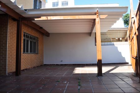 Casa à venda com 128m², 3 quartos e 3 vagas