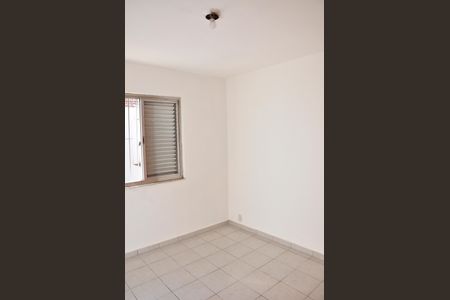 Casa à venda com 3 quartos, 128m² em Jardim Monjolo, São Paulo