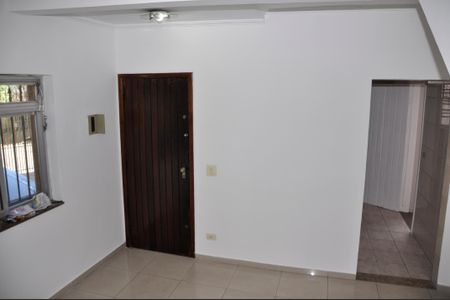 Casa à venda com 128m², 3 quartos e 3 vagas