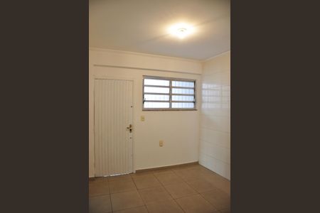 Casa à venda com 128m², 3 quartos e 3 vagas