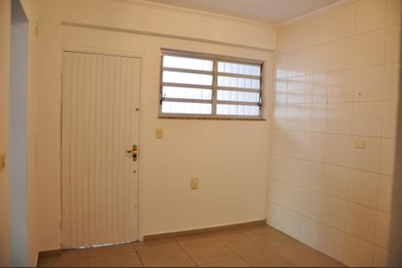Casa à venda com 128m², 3 quartos e 3 vagas