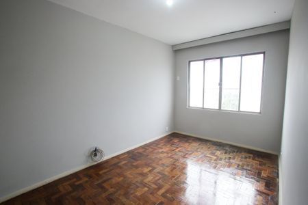 Sala de apartamento para alugar com 3 quartos, 100m² em Taquara, Rio de Janeiro