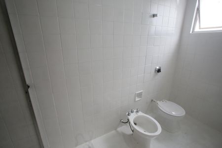 Banheiro da Suíte de apartamento para alugar com 3 quartos, 100m² em Taquara, Rio de Janeiro