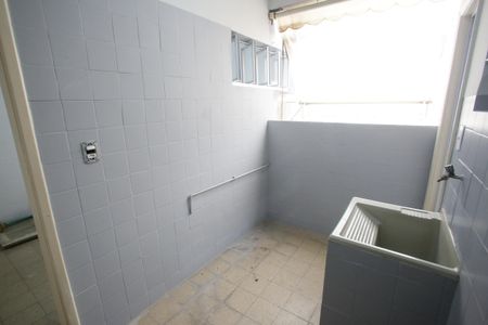 Apartamento para alugar com 100m², 3 quartos e 1 vagaÁrea de Serviço