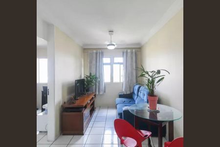 Sala de apartamento para alugar com 2 quartos, 41m² em Cidade Líder, São Paulo