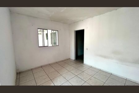 Sala/Quarto  de casa para alugar com 1 quarto, 30m² em Parque Maria Helena, Guarulhos