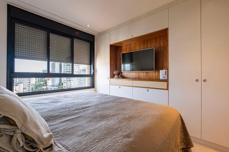 Suíte de apartamento para alugar com 2 quartos, 101m² em Sumarezinho, São Paulo
