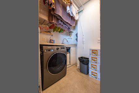 Apartamento para alugar com 101m², 2 quartos e 2 vagas Apartamento para alugar com 101m², 2 quartos e 2 vagasLavanderia