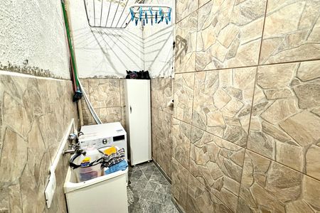 Área de Serviço de casa à venda com 2 quartos, 50m² em Vila Araguaia, São Paulo