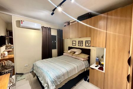 Quarto  de casa à venda com 2 quartos, 50m² em Vila Araguaia, São Paulo