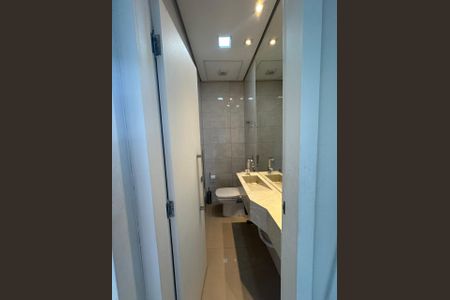 Banheiro de casa para alugar com 4 quartos, 200m² em Vila Cristina, Contagem