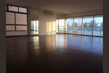 Apartamento à venda com 100m², 4 quartos e 2 vagasSala
