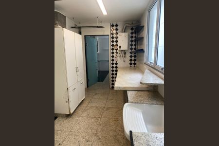 Apartamento à venda com 100m², 4 quartos e 2 vagasÁrea de Serviço