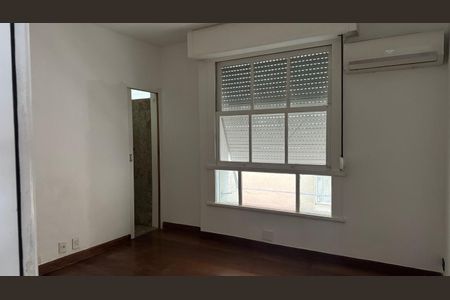 Apartamento à venda com 100m², 4 quartos e 2 vagasQuarto
