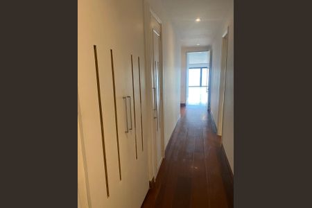 Apartamento à venda com 100m², 4 quartos e 2 vagasCorredor