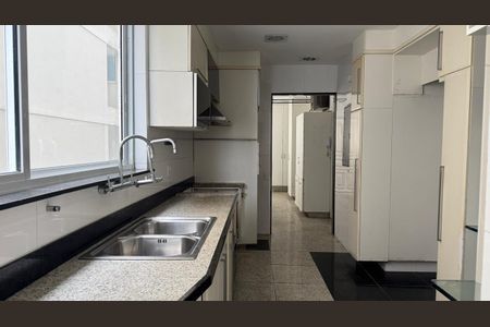 Apartamento à venda com 100m², 4 quartos e 2 vagasCozinha