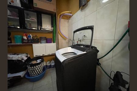 Casa à venda com 80m², 2 quartos e 2 vagas Casa à venda com 80m², 2 quartos e 2 vagasÁrea de Serviço