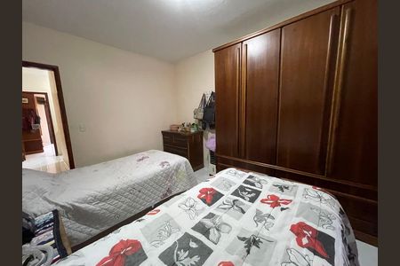 Casa à venda com 80m², 2 quartos e 2 vagas Casa à venda com 80m², 2 quartos e 2 vagasQuarto 2