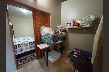 Casa à venda com 80m², 2 quartos e 2 vagas Casa à venda com 80m², 2 quartos e 2 vagasQuarto 2