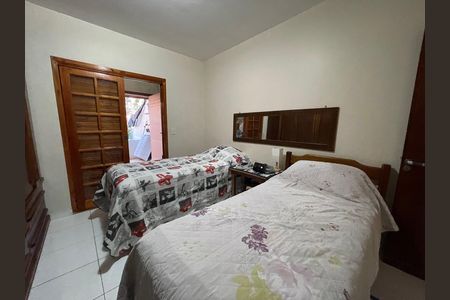 Casa à venda com 80m², 2 quartos e 2 vagas Casa à venda com 80m², 2 quartos e 2 vagasQuarto 2