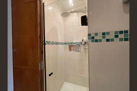 Casa à venda com 80m², 2 quartos e 2 vagas Casa à venda com 80m², 2 quartos e 2 vagasBanheiro