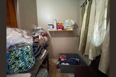 Casa à venda com 80m², 2 quartos e 2 vagas Casa à venda com 80m², 2 quartos e 2 vagasQuarto 2