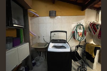 Casa à venda com 80m², 2 quartos e 2 vagas Casa à venda com 80m², 2 quartos e 2 vagasÁrea de Serviço