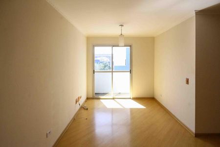 Sala de apartamento para alugar com 3 quartos, 64m² em Vila Graciosa, São Paulo