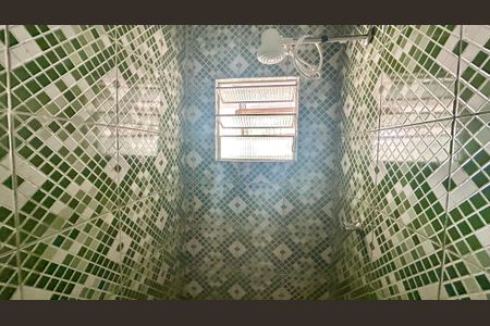 Banheiro de casa para alugar com 1 quarto, 38m² em Parque Maria Helena, Guarulhos