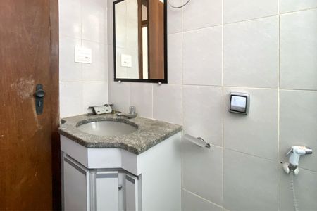 Apartamento para alugar com 90m², 3 quartos e 2 vagas Apartamento para alugar com 90m², 3 quartos e 2 vagasBanheiro