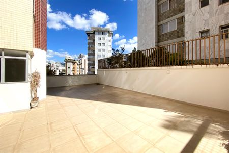Apartamento para alugar com 90m², 3 quartos e 2 vagas Apartamento para alugar com 90m², 3 quartos e 2 vagasÁrea comum