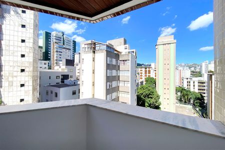 Varanda da Sala de apartamento para alugar com 3 quartos, 90m² em Santo Antônio, Belo Horizonte