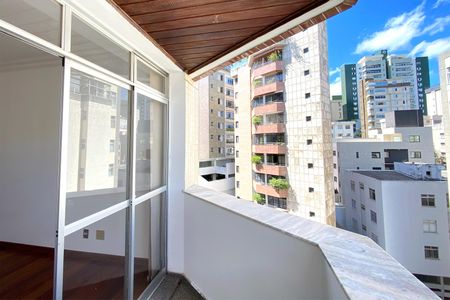 Varanda da Sala de apartamento para alugar com 3 quartos, 90m² em Santo Antônio, Belo Horizonte
