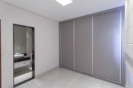 Apartamento para alugar com 80m², 3 quartos e 1 vagaSuíte 