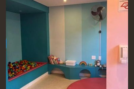 Apartamento à venda com 28m², 1 quarto e sem vaga Apartamento à venda com 28m², 1 quarto e sem vagaBrinquedoteca