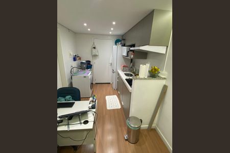 Apartamento à venda com 28m², 1 quarto e sem vaga Apartamento à venda com 28m², 1 quarto e sem vagaÁrea de Serviço
