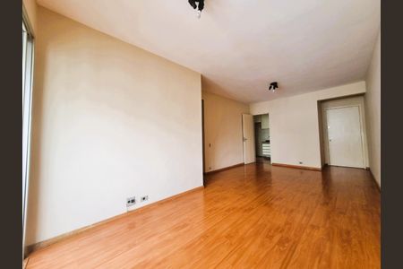 Apartamento para alugar com 68m², 2 quartos e 2 vagasFoto 01