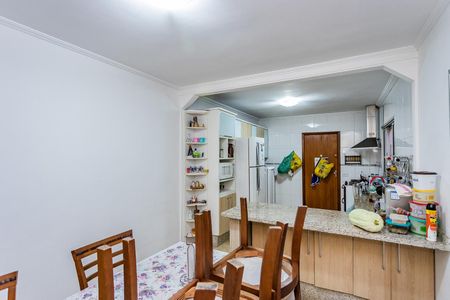 Casa à venda com 280m², 3 quartos e 3 vagas Casa à venda com 280m², 3 quartos e 3 vagasCopa e cozinha